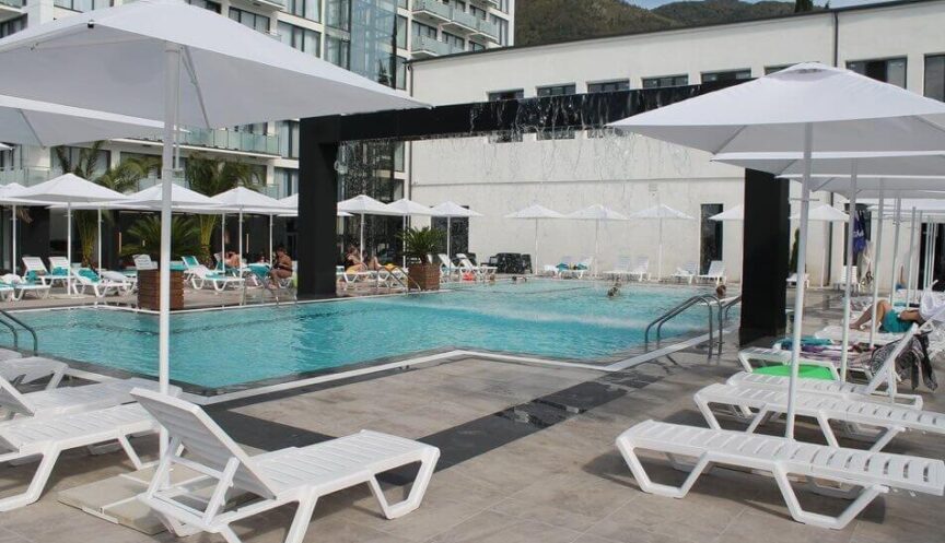 Открытый бассейн